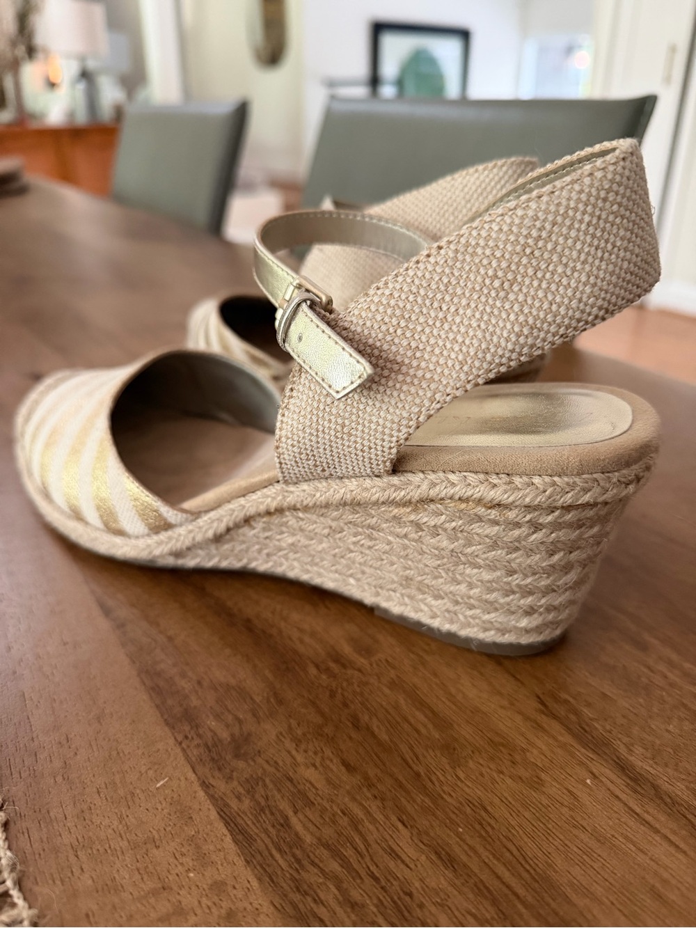 Anne Klein Ardine Espadrille Wedge Sandals - Cream & Gold